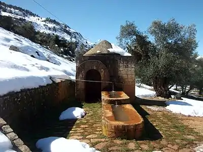 Fontaine du Bassin Tala ouguelmim.