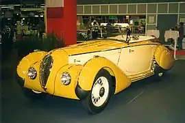 Talbot-Lago Baby 3 litres avec carrosserie hors série (1936).