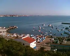 Le port de Tamentfoust, à l’extrême est de la baie d'Alger.