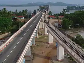 Le pont sur la Salouen à Moulmein