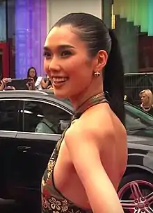 Tao Okamoto interprète Hanaryo.