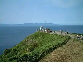 On peut voir l'île de Hokkaidō depuis le cap Tappi.