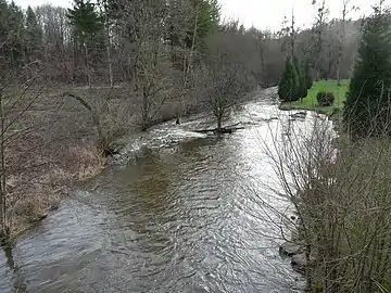 La Tardoire en limite de Busserolles et de Roussines.