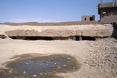 Cour de la tombe d'Antef Ier