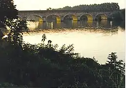Pont-canal du Cacor à Moissac (Tarn-et-Garonne)