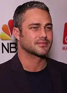 Taylor Kinney dans le rôle du Lt Kelly Severide