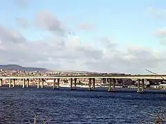 Le pont routier du Tay, vu depuis Dundee