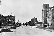Une rue de la concession japonaise de Newchwang en 1908.