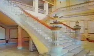 Escalier d'accès a los palcos antes de la reforma acometida entre 2000 y 2007.