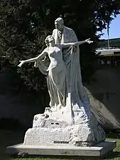 Monument à Eça de Queiroz