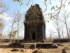 Koh Ker - Temple tour, complexe du Prasat Pram (?)