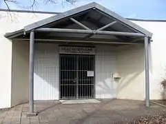 Salle du Royaume des Témoins de Jéhovah.