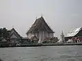 Dans le fog de Bangkok en 2005, vue du fleuve Chao Phraya