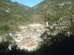 Bourg de La Roque-Sainte-Marguerite, sur le Grand Trail des Templiers 2014