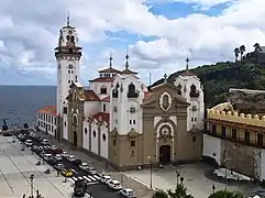 Basilique de la Candelaria, sanctuaire de la sainte patronne des îles Canaries, la Vierge de la Candelaria.