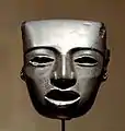 Masque lithique en pierre découvert à Teotihuacan, IIIe – VIIe siècle