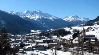 Le village sous la neige.