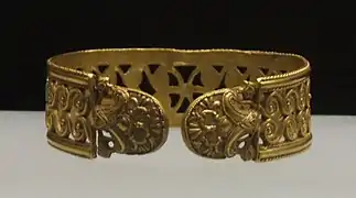 Bracelet