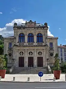 Théâtre municipal d'Orangeélévation, toiture