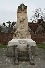 Monument aux morts