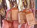 Amulettes bouddhistes en Thaïlande.
