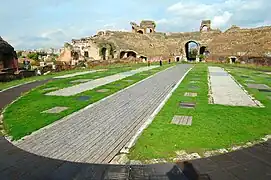 Vue générale de l'arène.