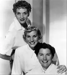 The Andrews Sisters en 1952