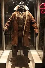 Costume de Bane, à la première du film à Sydney.