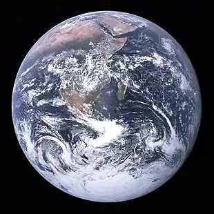 La Terre, modèle de ce type de planètes.