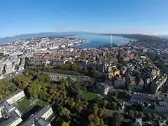 Jet d'eau de Genève, photo aérienne.