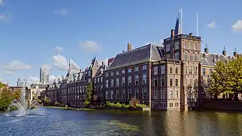 Le Binnenhof, siège des États généraux à La Haye.