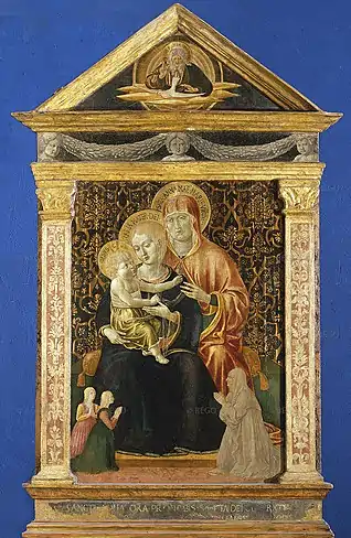 Tableau avec cadre en bois représentant un groupe constitué de deux femmes et un bébé, les uns au-dessus des autres en diagonale.