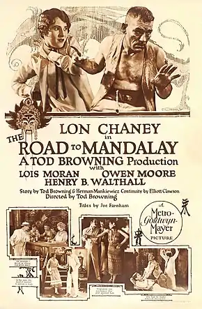 Avec Lon Chaney, dans The Road to Mandalay (1926, photo promotionnelle)