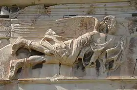 Sculpture d'Euros sur la tour des Vents à Athènes.