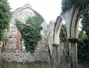 L'église en ruines