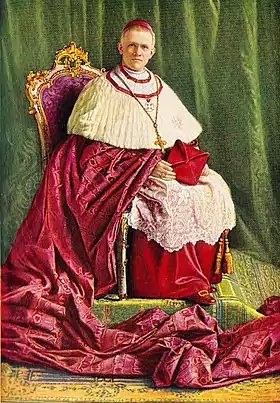 Photographie en couleurs de Theodor Innitzer en tenue de cardinal vers 1933