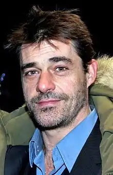 Thierry Neuvic(commandant Joseph Layrac).