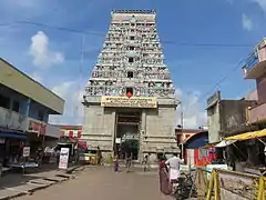 Thirunallar et son temple dédié à Saniswara, penchant indien de Saturne, est un haut-lieu pour l'astrologie.