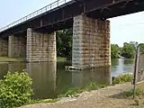 Le viaduc Thomas Curtis Clarke, qui permet le passage de la voie ferrée.