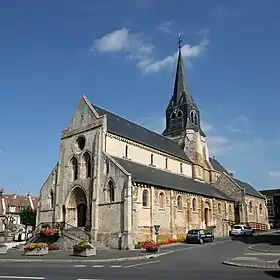 L'église Saint-Sauveur.