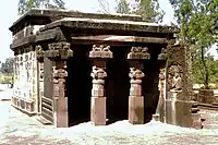 Le temple hindou de Tigawa, au début du Ve siècle.