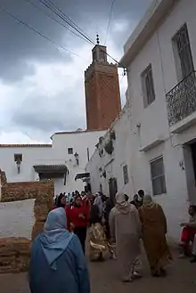 Vue sur le minaret de la mosquée Sidi Boumediene dans la médina de Tlemcen