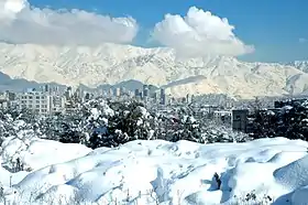 Vue du Tochal depuis Téhéran.