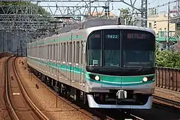 Description de l'image Tokyo Metro 9122 Tamagawa 20170710.jpg.