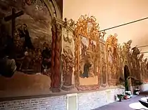 Murs peints à Fresque du Cloître de la Basilique