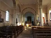 Intérieur de l'église Saint-Didier.