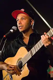 Description de l'image Tom-morello.jpg.