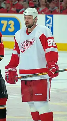 Tomas Holmström avec le maillot blanc des Red Wings.