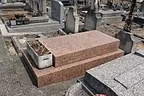 Tombe de Louis Bert au cimetière Voltaire, maire de 1947 à 1953.