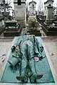 Gisant de Victor Noir par Jules Dalou (1891), cimetière du Père-Lachaise.